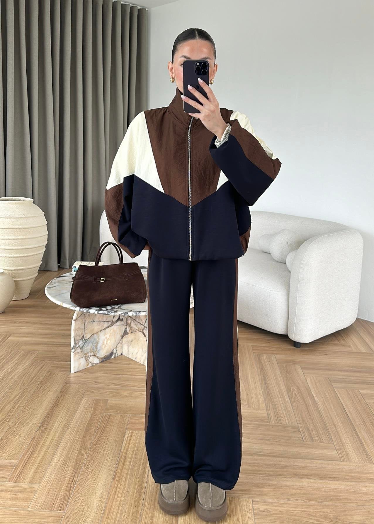 ENSEMBLE JOGGING TRICOLOR